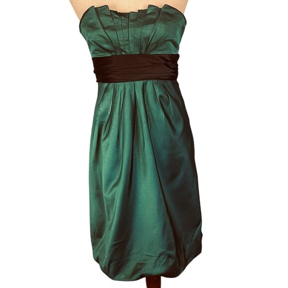 Kay Unger Silk Strapless Bubble Hem Cocktail Dress Green Size 6 - Picture 1 of 6